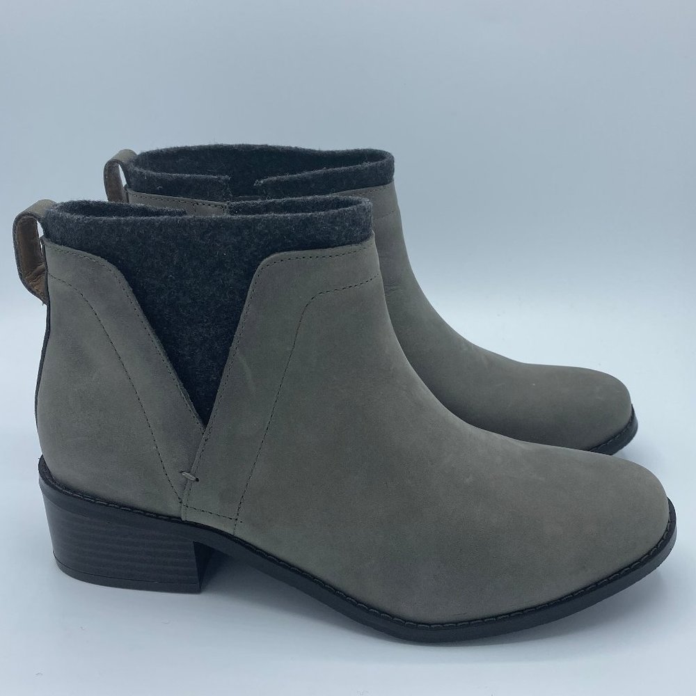 BRAND NEW Vionic Joslyn in CHARCOAL